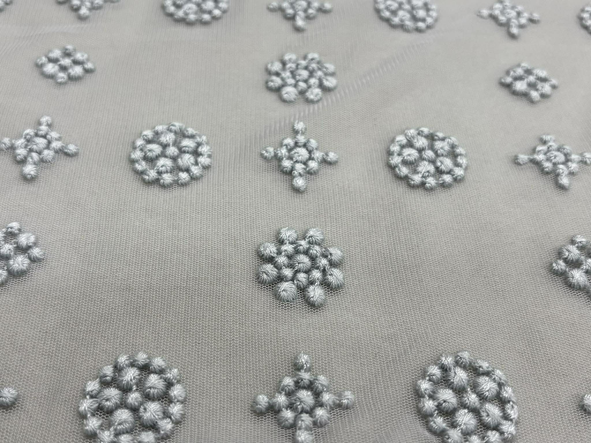 チュール素材への施工例