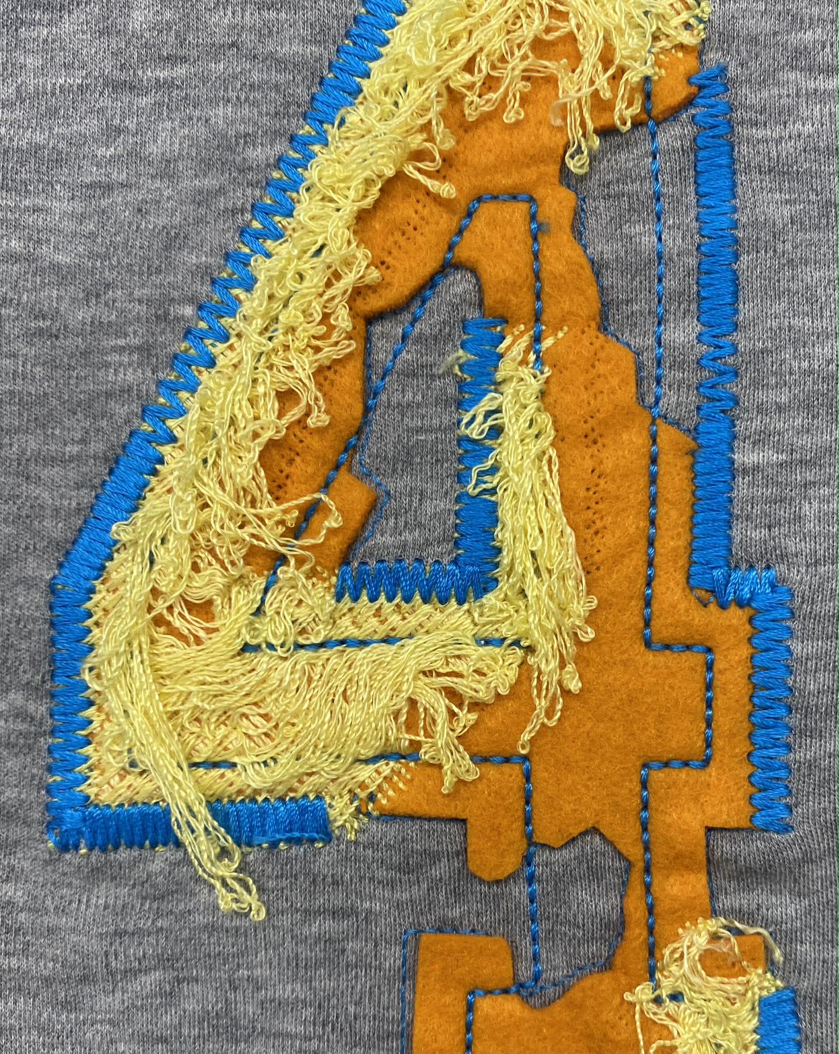 クラッシュ加工刺繍 アップ1