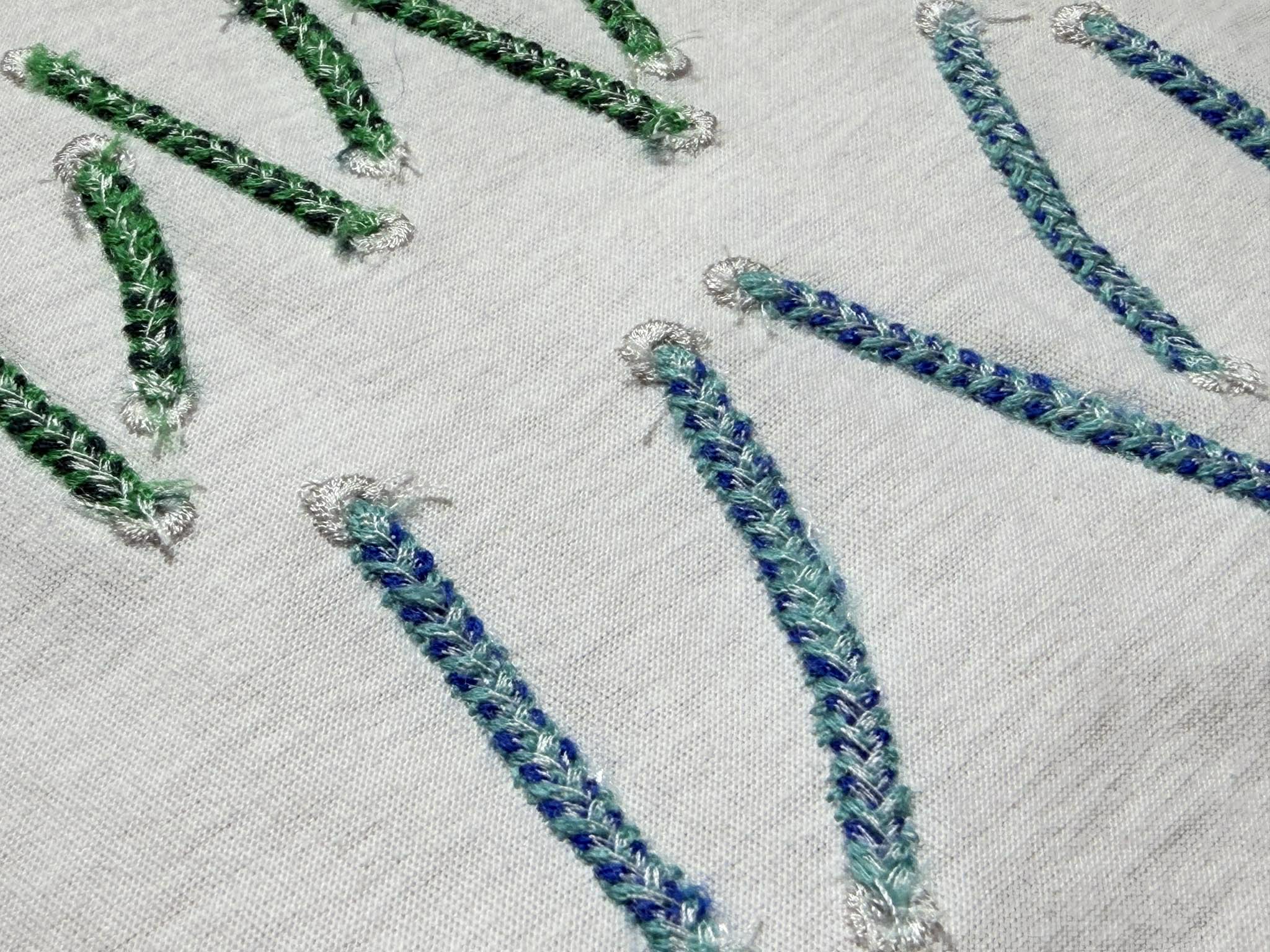 美しい刺繍の裏面